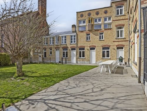                                         Villa à vendre à Reningelst, € 698.000
