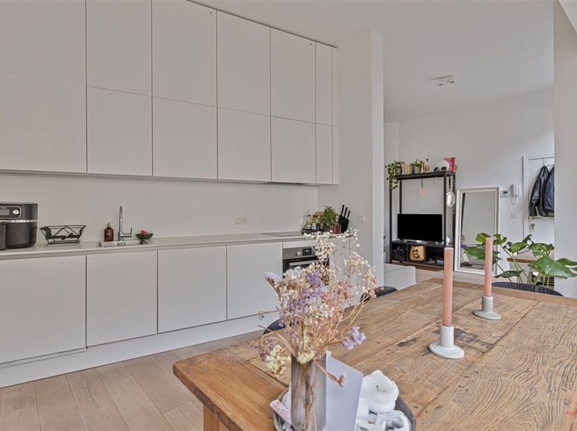 Appartement élégant d&#039;une chambre au coeur de Gand&lt;br /&gt;
Appartement rénové et confortable de 52m² avec une situation centrale à Gand.&lt;br /&gt;
Plus d&#039;in