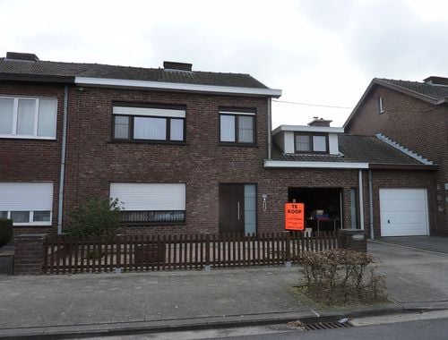                                         Maison deux facades à vendre à Aalter, € 325.000
