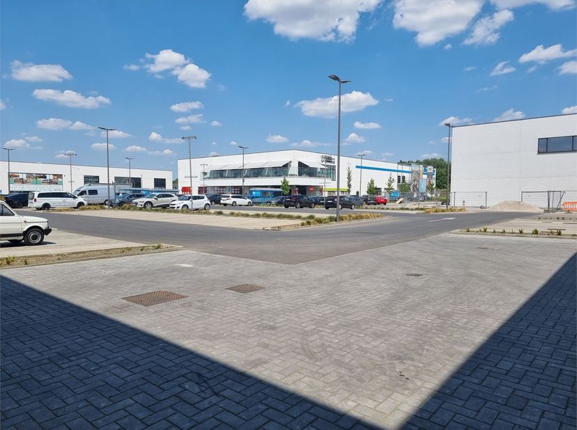 Bien professionnel à vendre
                    à 2235 Westmeerbeek