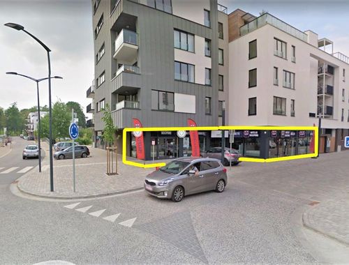                                         Handelszaak te huur in Court-Saint-Etienne, € 4.600
