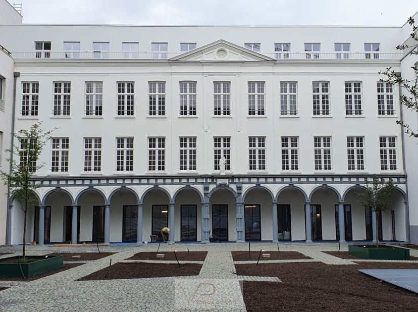 Project “De Dams” – Cellebroedersstraat 10, 2000 Antwerpen&lt;br /&gt;
&lt;br /&gt;
Bent u op zoek naar een hoogwaardige kantoorruimte in het bruisende centrum va