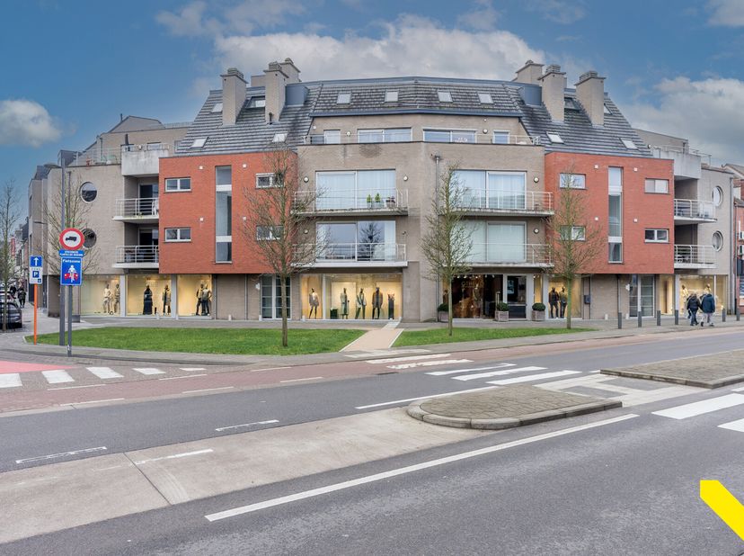 Exclusief penthouse in het hart van Tessenderlo-Ham&lt;br /&gt;
Welkom in dit adembenemende penthouse gelegen in het bruisende centrum. Dit unieke, luxe app