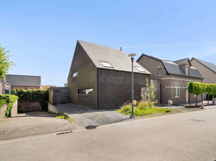 Maison à vendre
                    à 3960 Bree