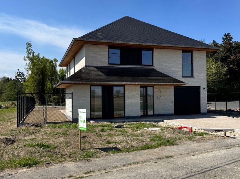 Maison à louer
                    à 8610 Kortemark