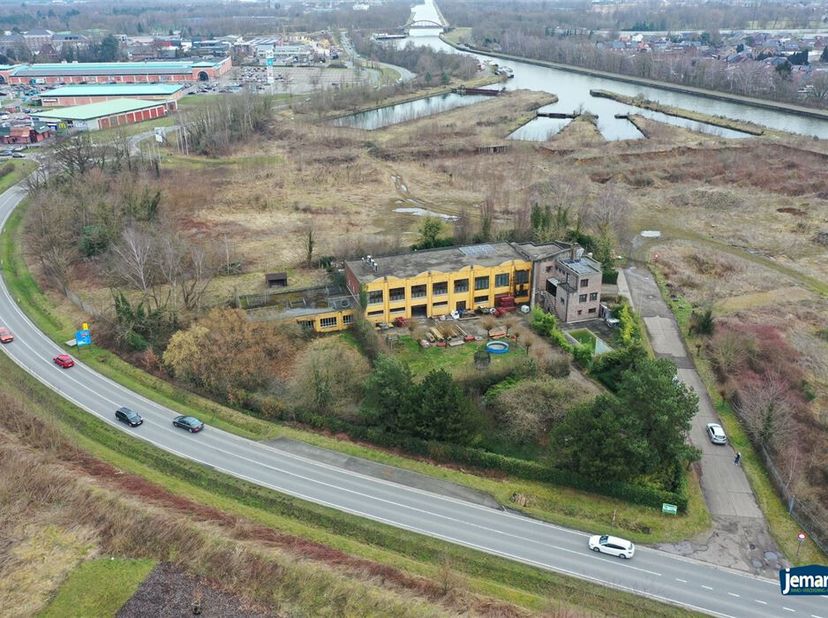 Terrain à vendre
                    à 7760 Eisden