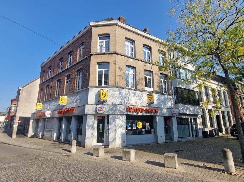 Bedrijfsvastgoed te koop
                    in 7800 Ath