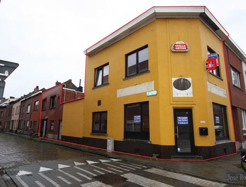                                         Bien commercial avec habitation à vendre à Kessel-Lo, € 440.000
