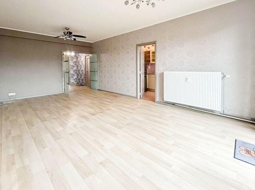 Appartement te koop
                    in 6060 Gilly