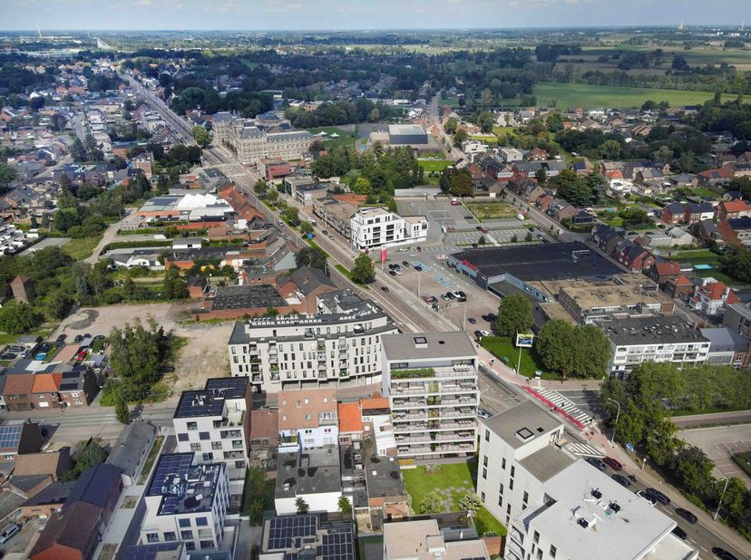 Welkom in Residentie CARBON te Maasmechelen. &lt;br /&gt;
&lt;br /&gt;
Hier stellen we U vandaag graag een appartement voor, gelegen op de gelijkvloerse verdiepin