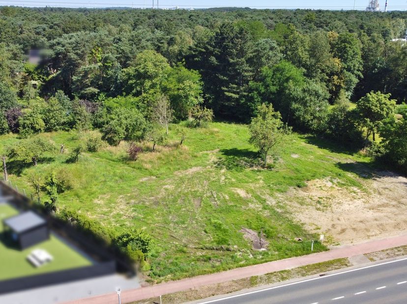 Perceel bouwgrond van 16a 25ca voor een open bebouwing (Lot1A op het verkavelingsplan), gelegen in Tessenderlo.&lt;br /&gt;
&lt;br /&gt;
Kadastrale gegevens: Afde