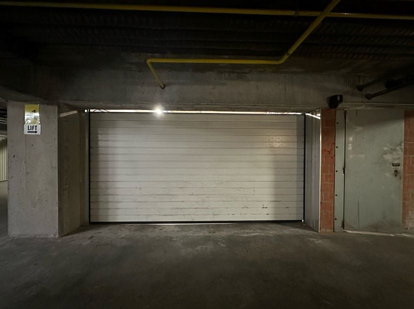 Garage à louer
                    à 8400 Oostende