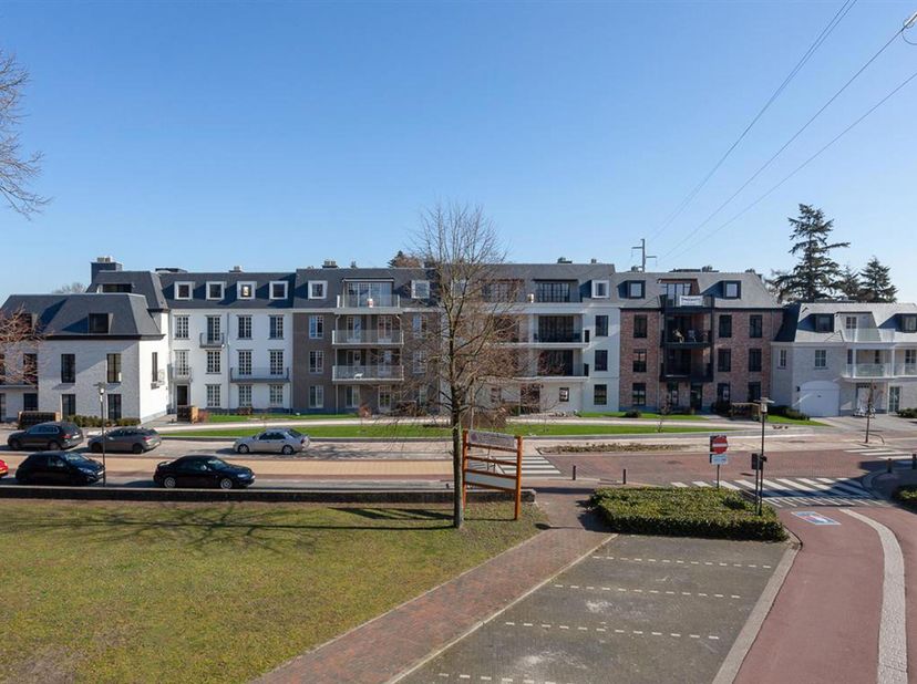 Garage à vendre
                    à 2350 Vosselaar