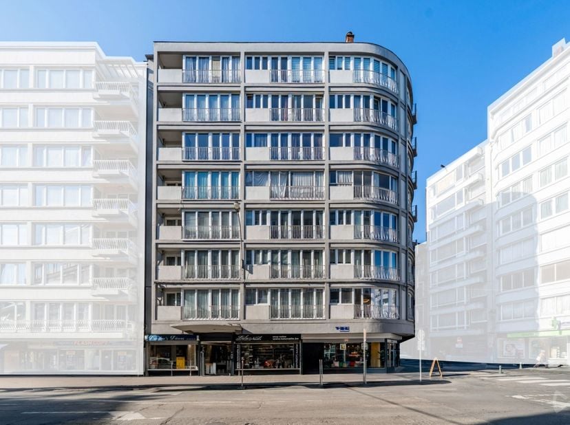 Visites et renseignements au 0484/06.1000&lt;br /&gt;
À VENDRE  Bel appartement 2 chambres avec parking  Hypercentre de Liège&lt;br /&gt;
Vous rêvez de vivre en p