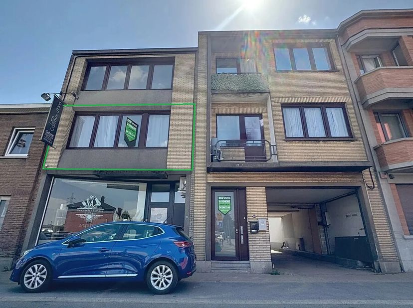 Idéalement situé à Ans, à proximité de toutes commodités, appartement de 70 m² (au 1er étage sans ascenseur) dans une petite copropriété (4 appartemen