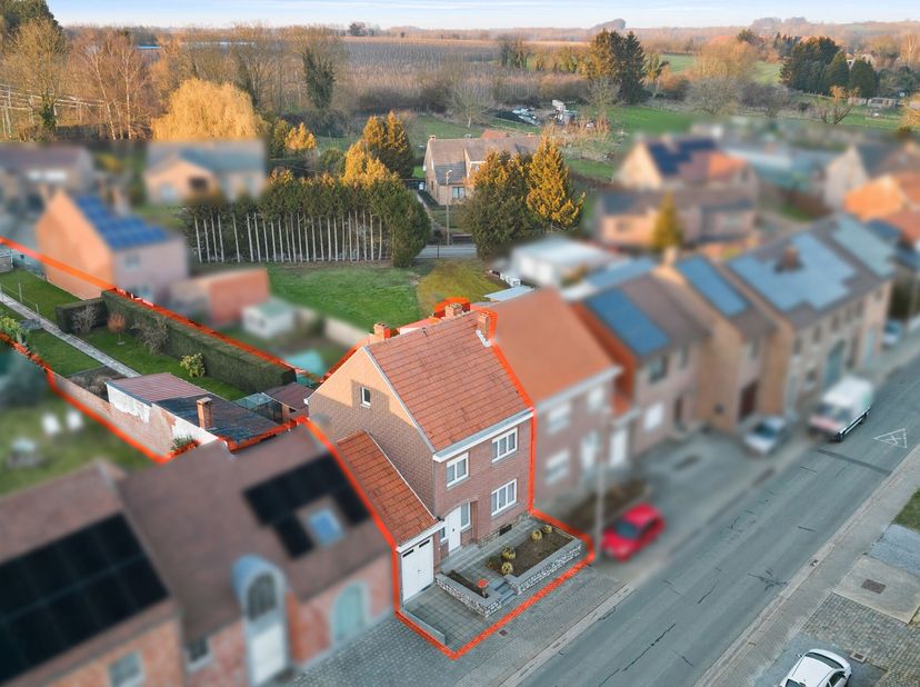 Charmante gezinswoning met mogelijkheid tot verkavelen van bouwgrond&lt;br /&gt;
Droom je van een warme, karaktervolle thuis met eindeloos potentieel? Dan i