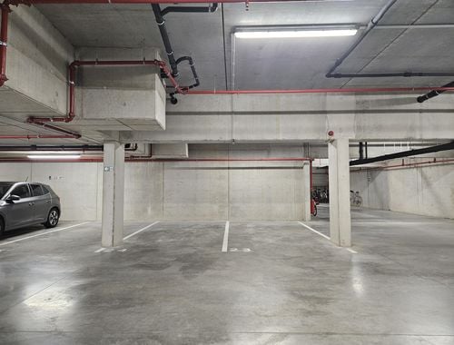                                         Garage te koop in Brugge, € 38.000
