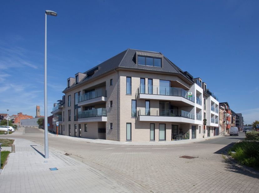 Garage à louer
                    à 8700 Tielt