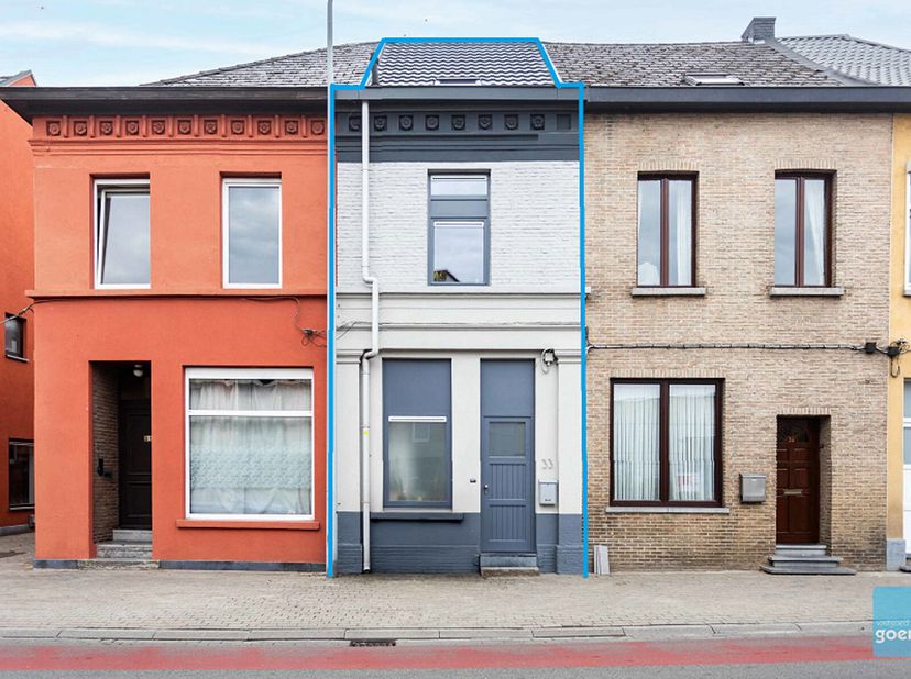 Te koop te Wetteren: volledig gerenoveerde, instapklare woning&lt;br /&gt;
Centraal te Wetteren op wandelafstand van winkels, scholen en openbaar vervoer, b