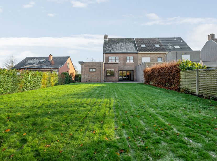 Maison à vendre
                    à 2630 Aartselaar