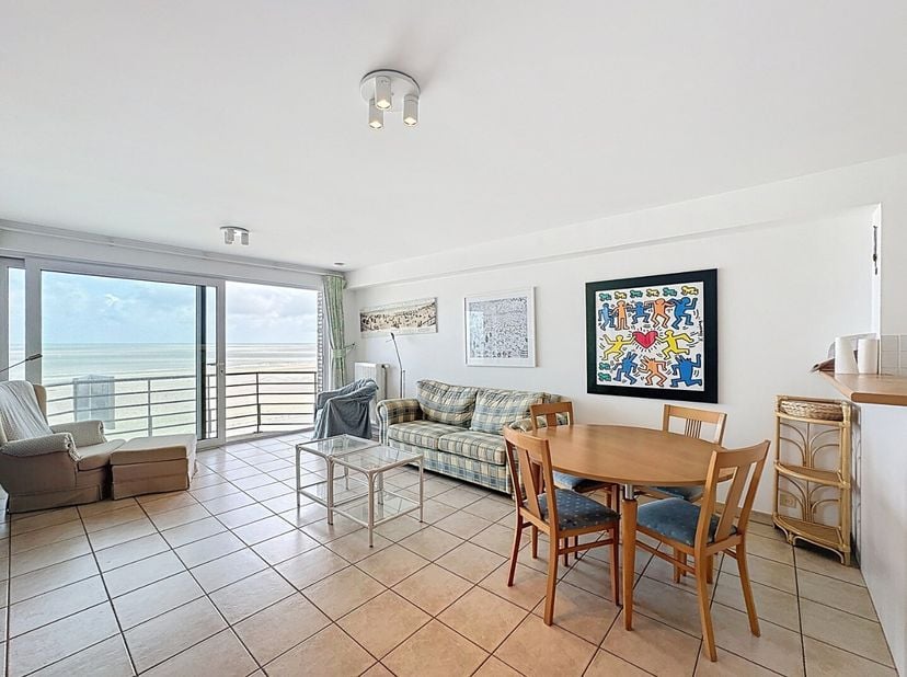 Dit appartement met twee slaapkamers is gelegen op de zevende verdieping in de kleinschalige residentie &quot;Bram&quot; met slechts één appartement per verdiep