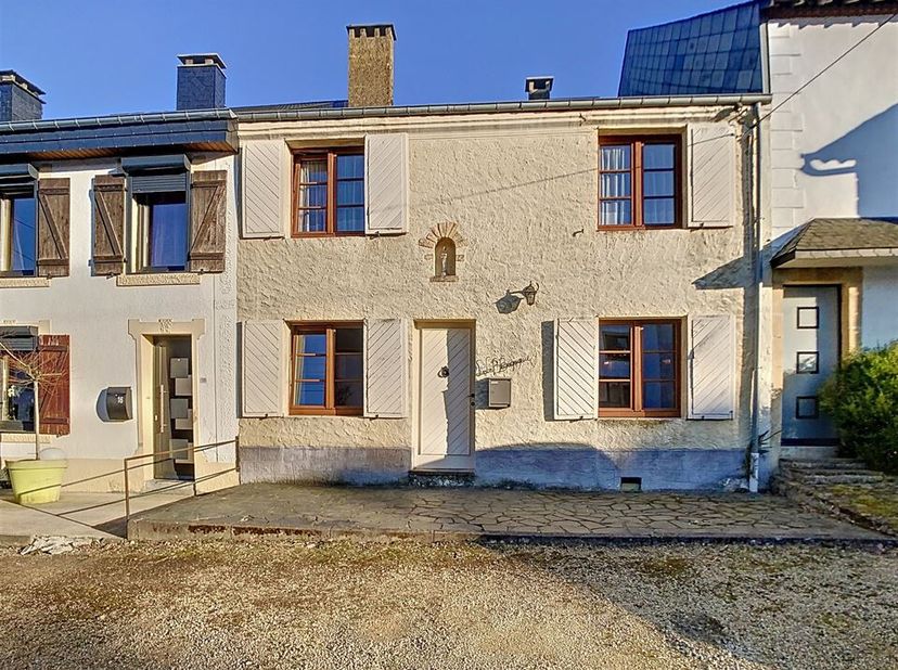 CHINY (centrum) : Karakteristieke gezinswoning met 6 slaapkamers.&lt;br /&gt;
Aangenaam 2-gevelig gebouw van ca. 190 m2 (inclusief garage) dat zijn oorspron