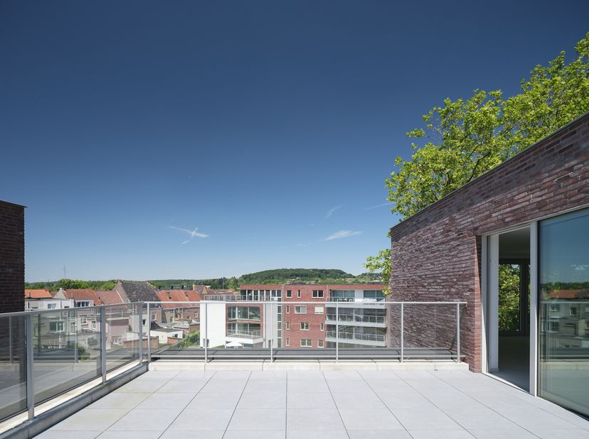 **Ontdek Luxueus Wonen in Residentie La Margarita te Ronse**&lt;br /&gt;
&lt;br /&gt;
Dit unieke appartement, gelegen in de prestigieuze residentie La Margarita i