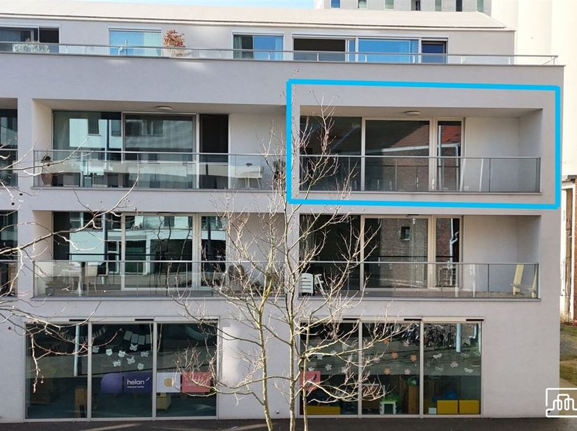 Erkende assistentiewoning in de Ark, top-locatie en het centrum van Leuven is bereikbaar, langs het brugje over de Dijle. &lt;br /&gt;
Ruim appartement (71