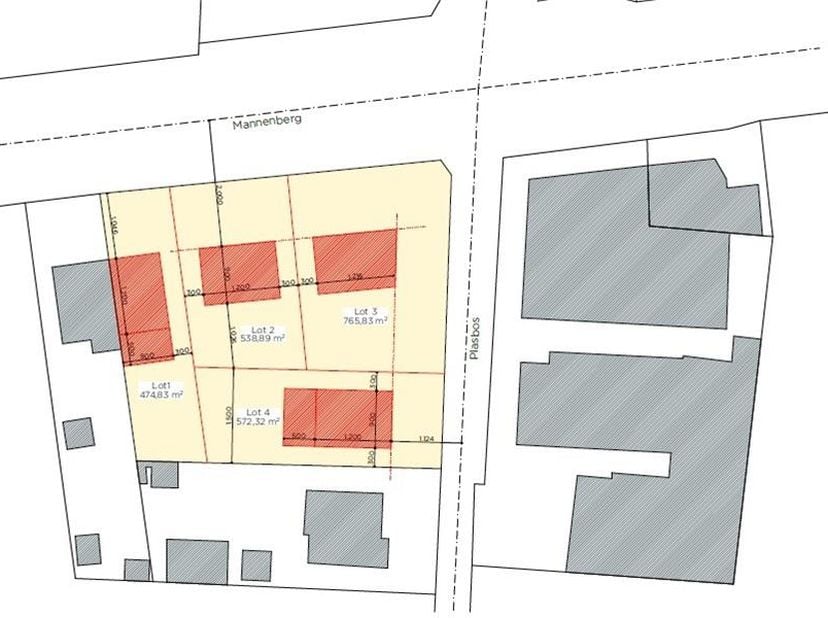 Interessante projectgrond voor het bouwen van 4 woningen met een gunstige ligging&lt;br /&gt;
Op de Mannenberg in Scherpenheuvel, vlakbij de op- en afrit E3