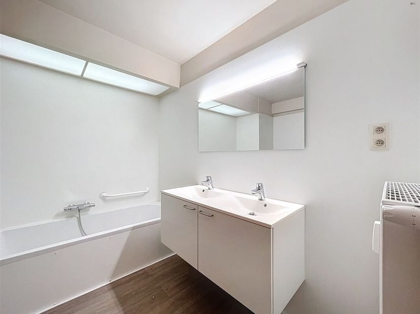 Appartement à vendre
                    à 9100 Sint-Niklaas