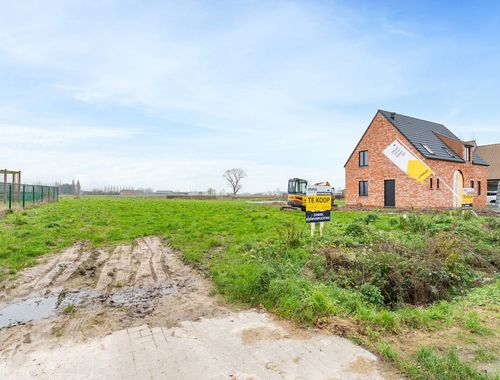                                         Terrain à bâtir à vendre à Izenberge, € 115.543,30
