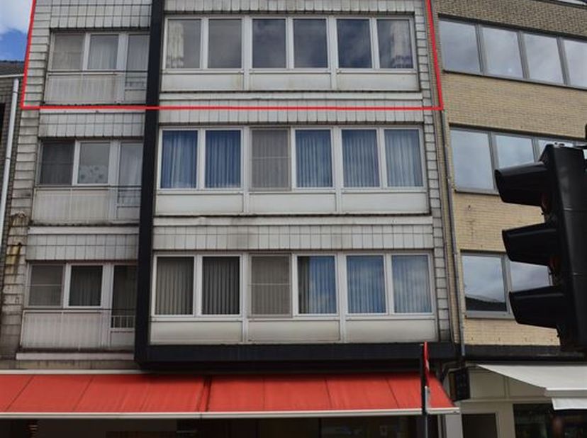 Appartement à louer
                    à 2400 Mol