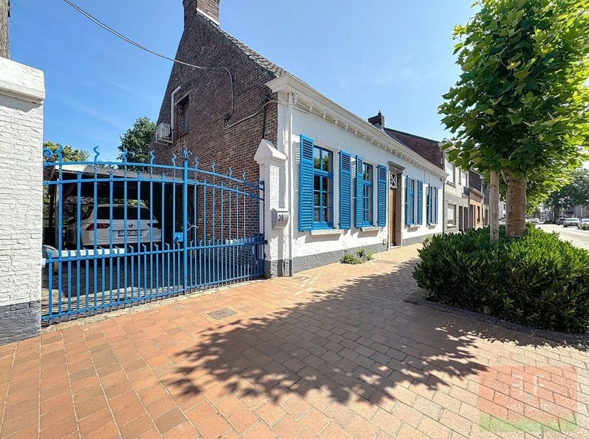 Maison à vendre
                    à 9080 Beervelde