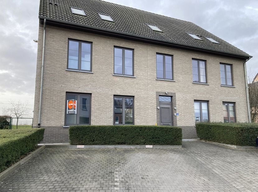 Appartement à louer
                    à 9260 Wichelen