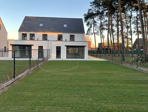                                         Maison style pastorie à vendre à Mol, € 470.000

