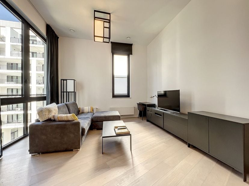 Dit prachtige appartement is gelegen in het hart van Brussel en is ideaal voor als investering of als pied-à-terre in de stad. Het appartement is gebo