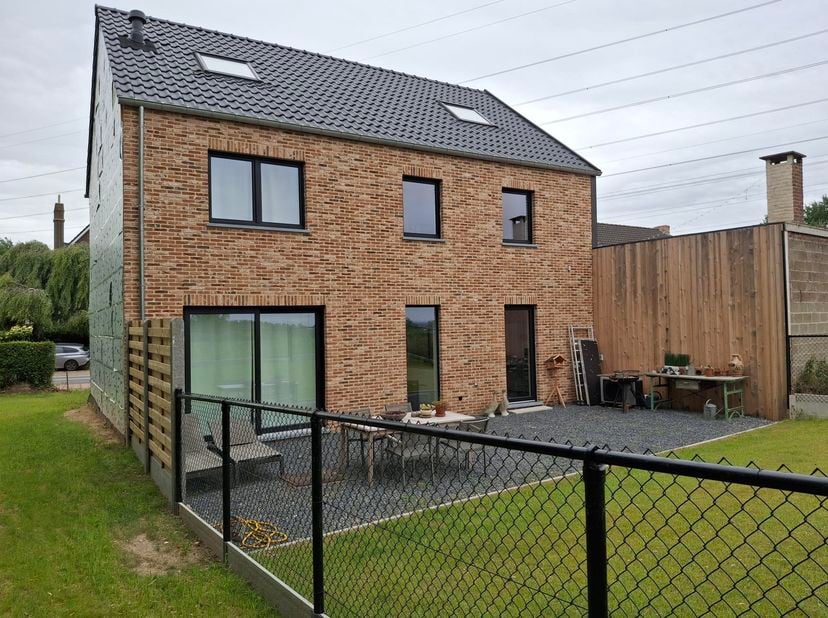 Maison à louer
                    à 3740 Waltwilder