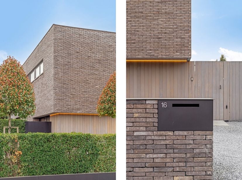 ARCHITECTURALE VILLA op een ruim perceel MET ZWEMBAD&lt;br /&gt;
 &lt;br /&gt;
Deze moderne villa op een ruim perceel van 17a60ca, werd gebouwd in 2018 en is opti