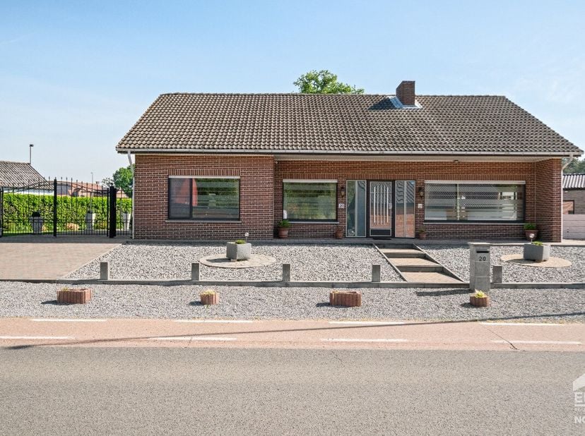 [[ CE BIEN PARTICIPE À LA JOURNÉE MAISONS OUVERTES ERA LE 14/6 DE 13:00 À 14:00 ]]&lt;br /&gt;
Ce bien participe à la Journée Maisons Ouvertes ERA. Visitabl