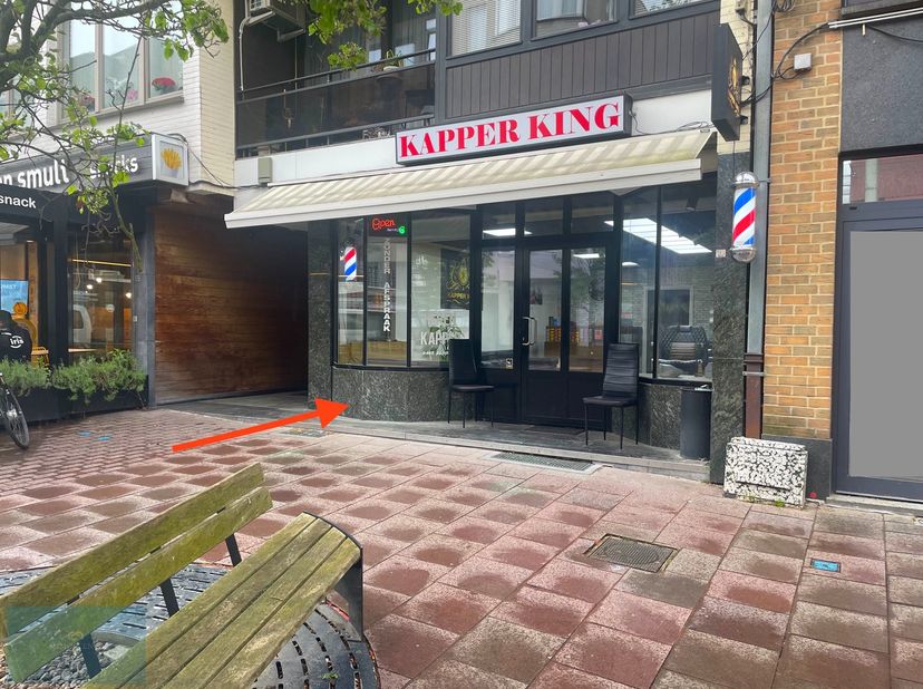 &quot;Ben jij op zoek naar een handelspand op een toplocatie in het centrum van Genk?&lt;br /&gt;
Dan is dit jouw kans!&lt;br /&gt;
Met 50 vierkante meter winkelruimte