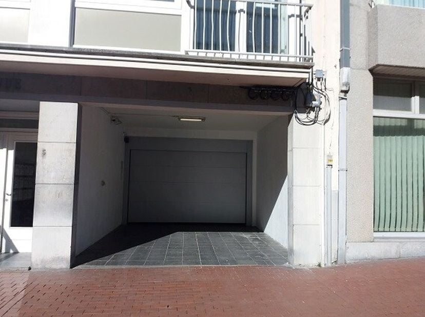 Garage à louer
                    à 8370 Blankenberge