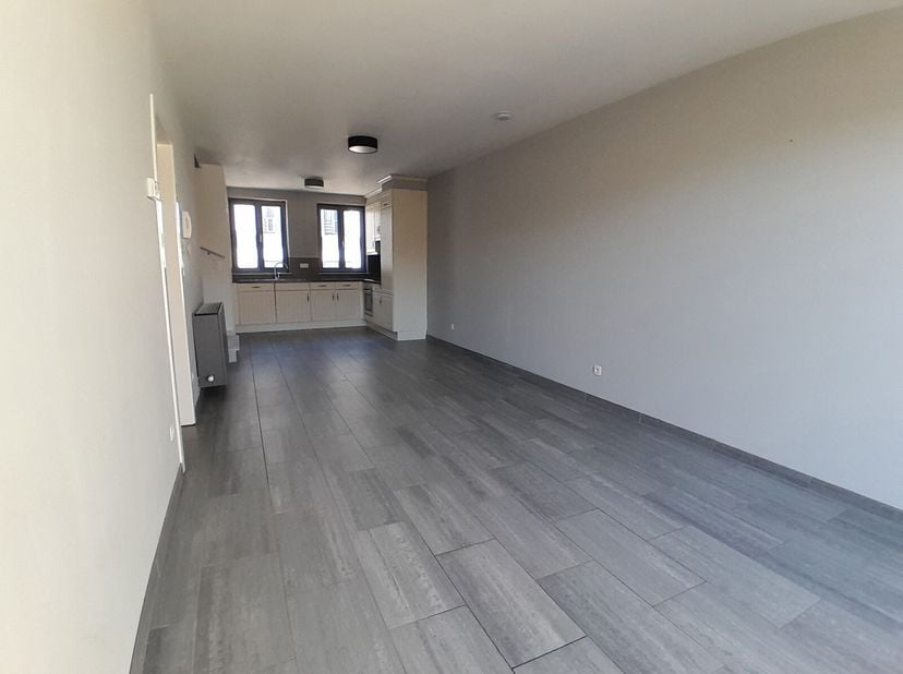 APPARTEMENT MET 2 SLAAPKAMERS IN HET CENTRUM VAN STOKKEM.&lt;br /&gt;
WERKWIJZE HUURDOSSIER&lt;br /&gt;
Interesse? Surf dan zeker naar onze advertentie via https:
