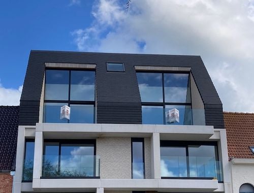                                        Penthouse te koop in Lombardsijde, € 335.000
