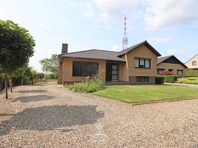 Maison à vendre
                    à 3680 Neeroeteren