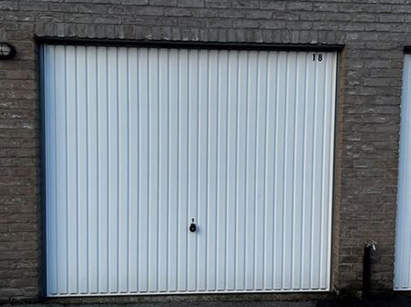 Garage à louer
                    à 8800 Roeselare