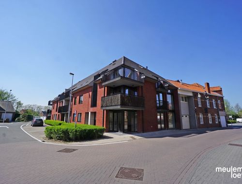                                         Duplex à louer à Ruddervoorde, € 930
