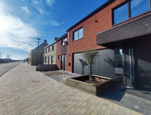                                         Maison deux facades à vendre à Slijpe, € 399.000
