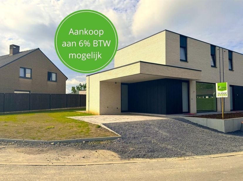 JOURNÉE PORTES OUVERTES SAMEDI 30/11 - 9H30 À 12H&lt;br /&gt;
Cette maison nouvellement construite est située entre Avelgem et Zwevegem.  La propriété se tr