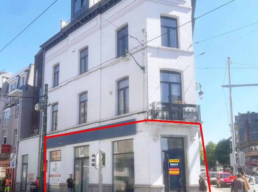 Bien professionnel à vendre
                    à 1180 Uccle