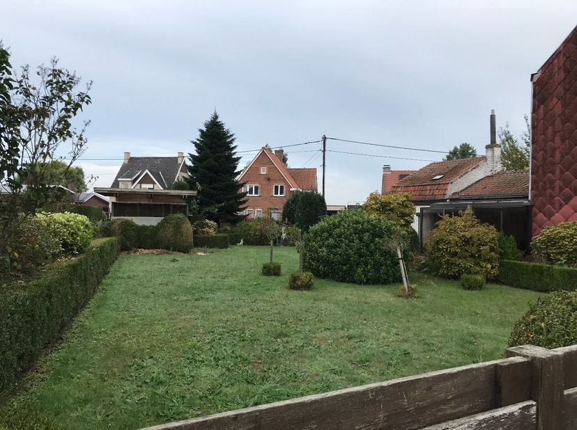 Terrain à vendre
                    à 8580 Avelgem